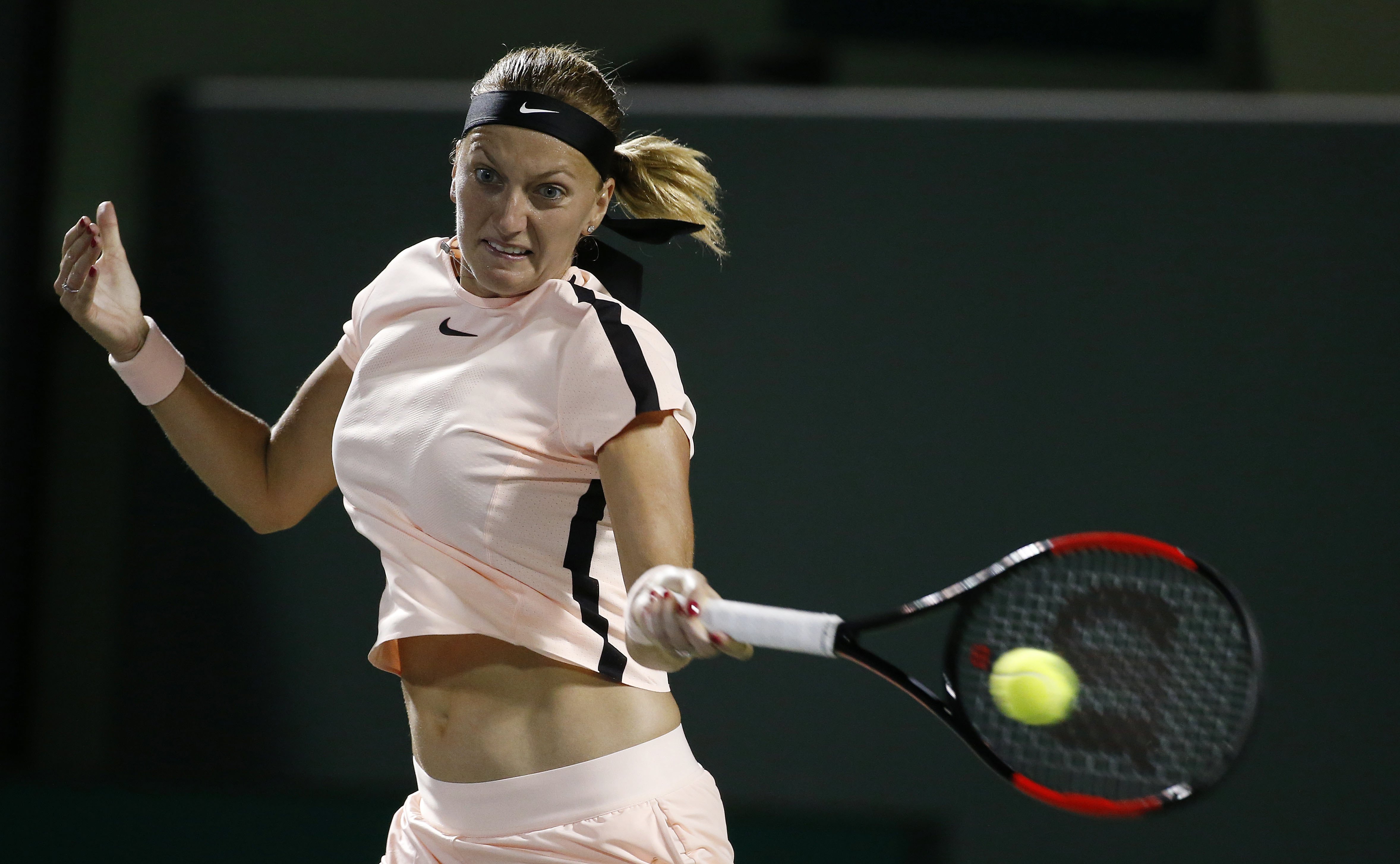 开云体育投注官网包含科维托娃回归赛场,势不可挡首场状态亮眼,利物浦观众沸腾!的词条