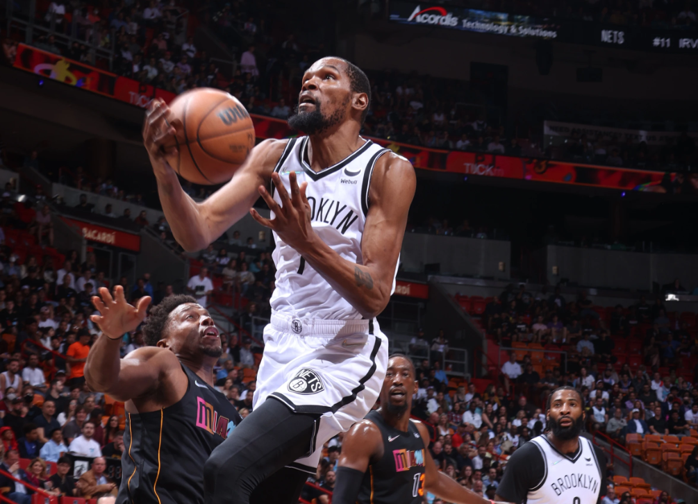 KAIYUN中国官网Ming在老鹰比赛中连败,精彩发挥引发热议!的简单介绍